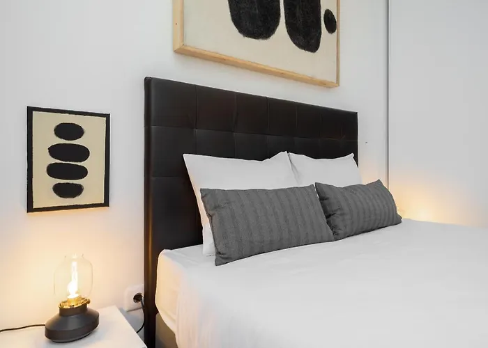 Whome | Paz Downtown #2 *